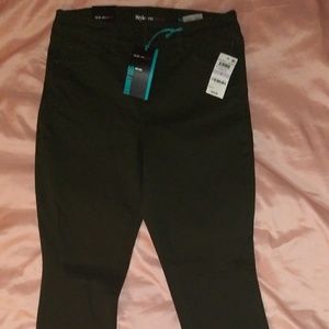 Style & Co olive green skinny jeans